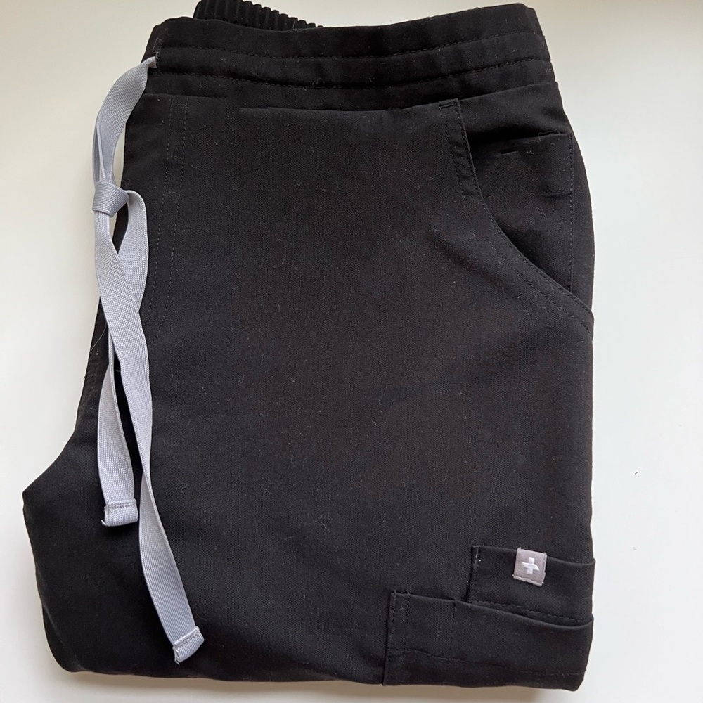 Figs Black Yola Small Petite